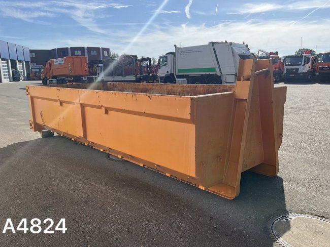 Container 10m³   (5)