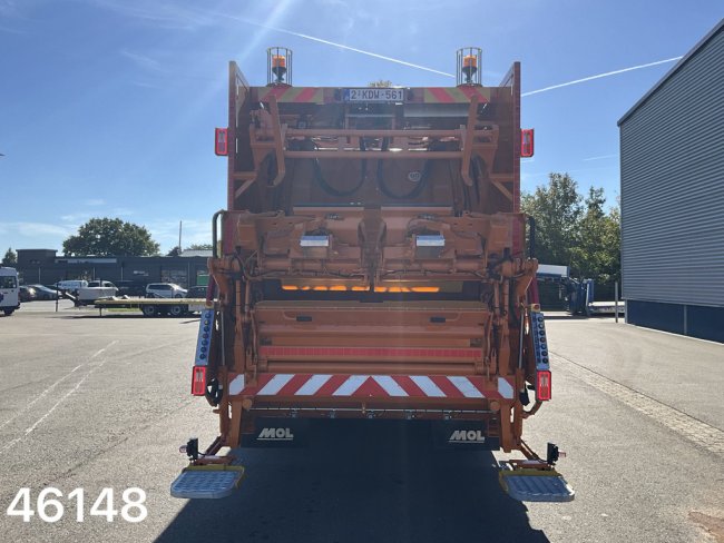 Volvo  FM 330 VDK 23m³ (13)
