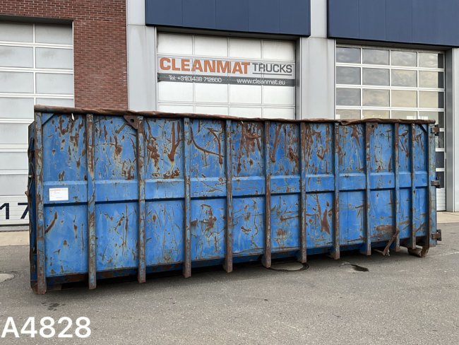 Container 33m³   (0)