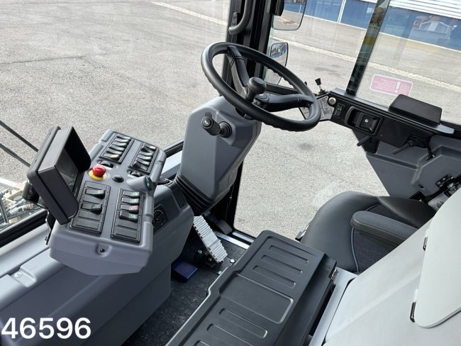 Ravo  540 Euro 6 with 3-rd brush (17)