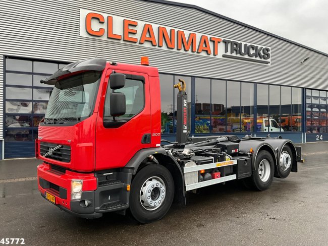 Volvo  FE 300 Multilift 21 Ton haakarmsysteem Ex-Brandweer Just 25.868 km! Like New! (1)