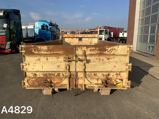 Container 12m³   (2)