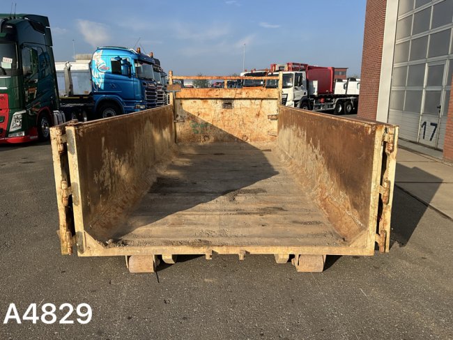 Container 12m³   (3)