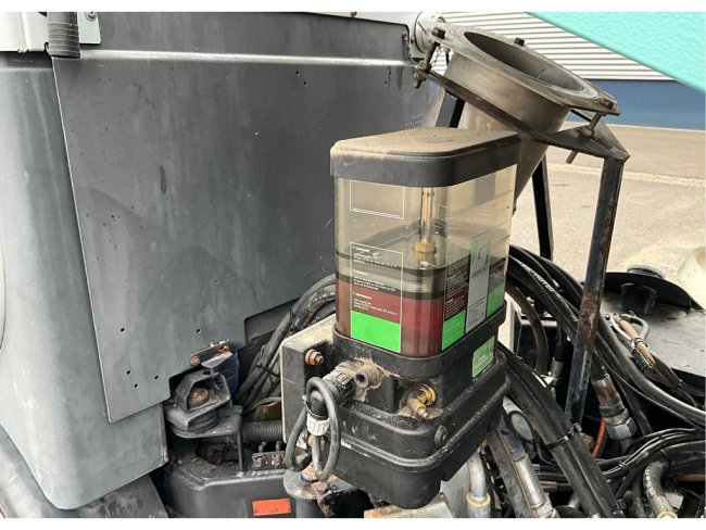 Bucher  Citycat 2020 Euro 5 with 3-rd brush (10)