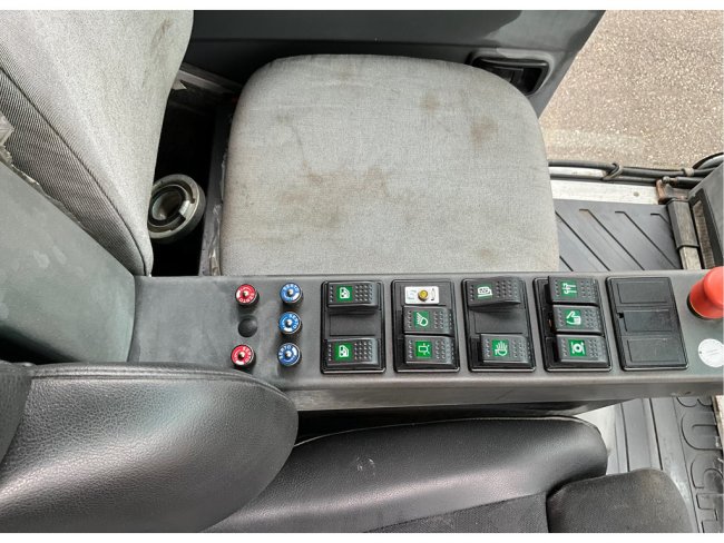 Bucher  Citycat 2020 Euro 5 with 3-rd brush (13)