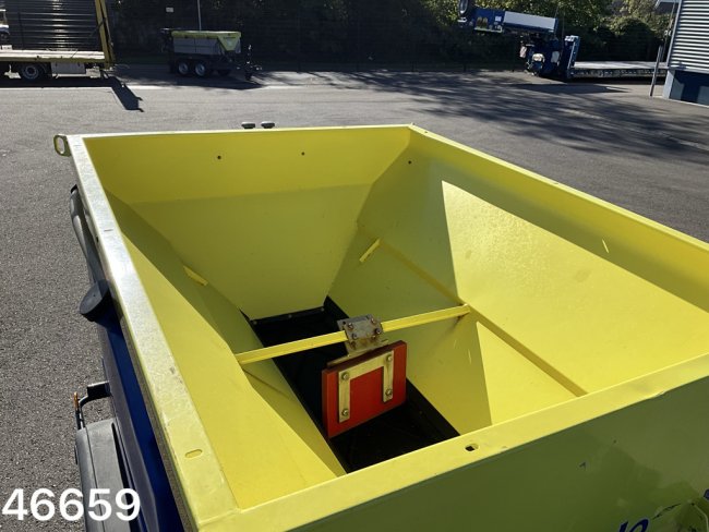 ESVE  2-assige aanhangwagen met Nido 1,1 m³ zoustrooier (6)