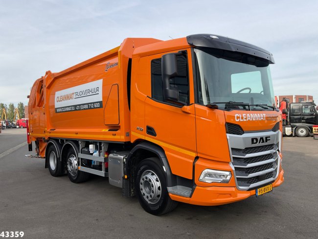DAF  FAG XD 300 Geesink 20m³ (2)