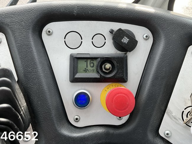 Terberg  YT202-EV Elektrisch Terminal trekker (15)