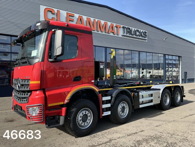 Mercedes-Benz  Arocs 3242 8x4 Hiab 25 Ton haakarmsysteem Just 35.605 km! (5)