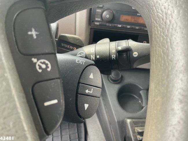 Volvo  FL 250 Euro 6 met Dhollandia laadklep (14)