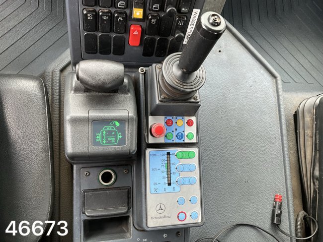 Unimog  U 500 4x4 MKG 10 Tonmeter laadkraan Just 216.831 km! (9)