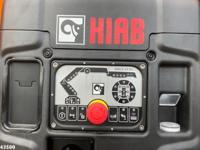 DAF  FAN XD 340 Hiab 23 Tonmeter laadkraan + Welvaarts Weighing system (11)