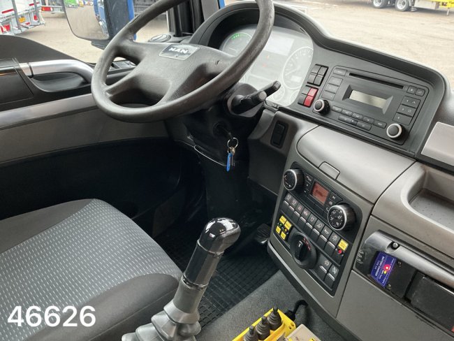 MAN  TGS 18.360 4x4 Euro 6 HMF 12 Tonmeter laadkraan (13)