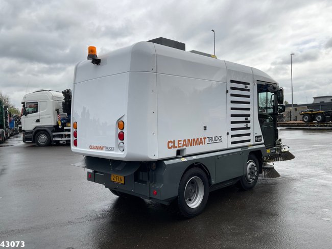 Ravo  540 STH Euro 6 with 3-rd brush (4)