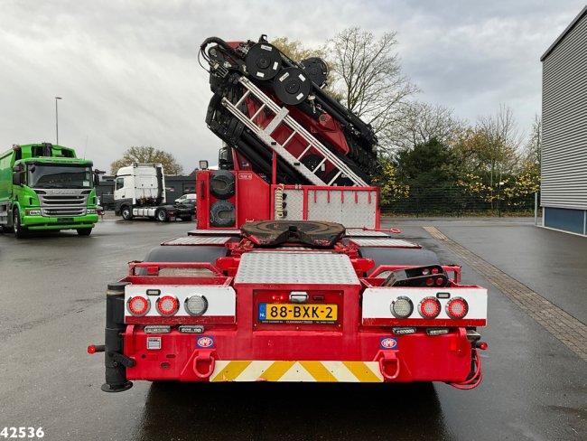 MAN  TGS 35.500 8x4 HMF 95 Tonmeter laadkraan bj. 2019! (2)