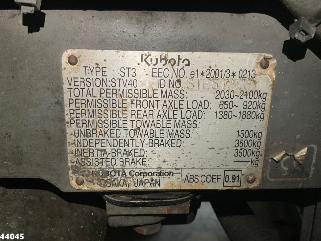 Kubota  STV 40 4WD Wegdekreiniger (18)