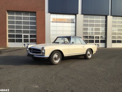 Mercedes-Benz 230 Automatic Pagode