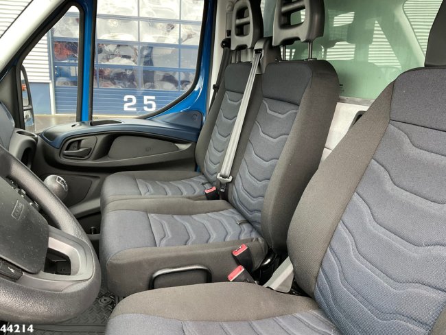 Iveco  Daily 35C14 Euro 6 Just 6.399 km! (10)