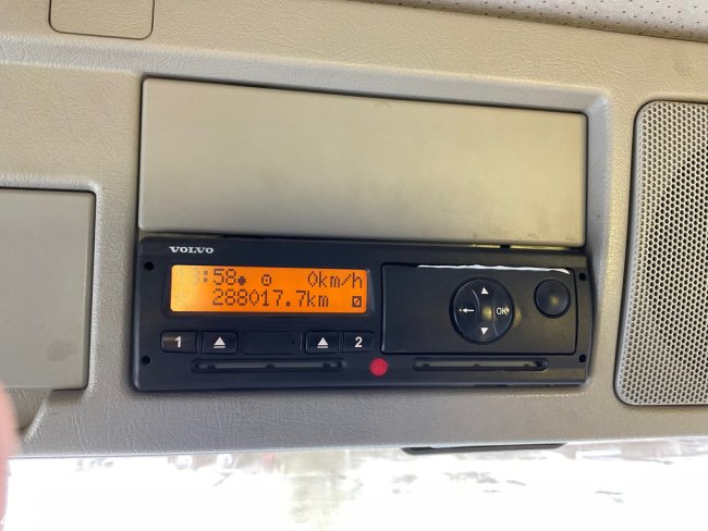 Volvo  FM 300 Hiab 12 Tonmeter laadkraan Just 288.017 km! (21)