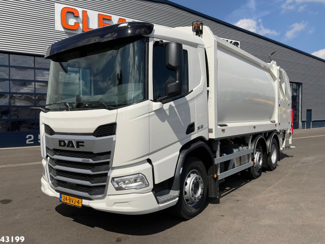 DAF  FAG XD 300 Geesink 20m³ (1)