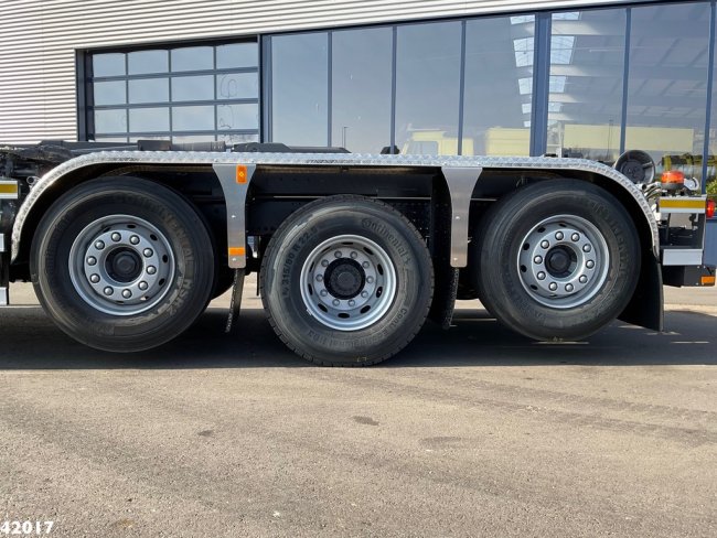 Volvo  FM 420 8x2 HMF 28 Tonmeter laadkraan (7)